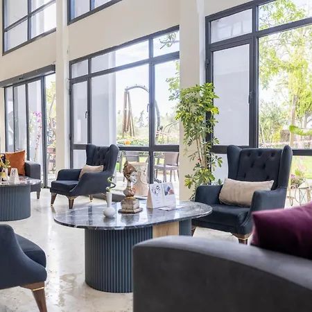 Hotel Rest&more By Dedeman 4*